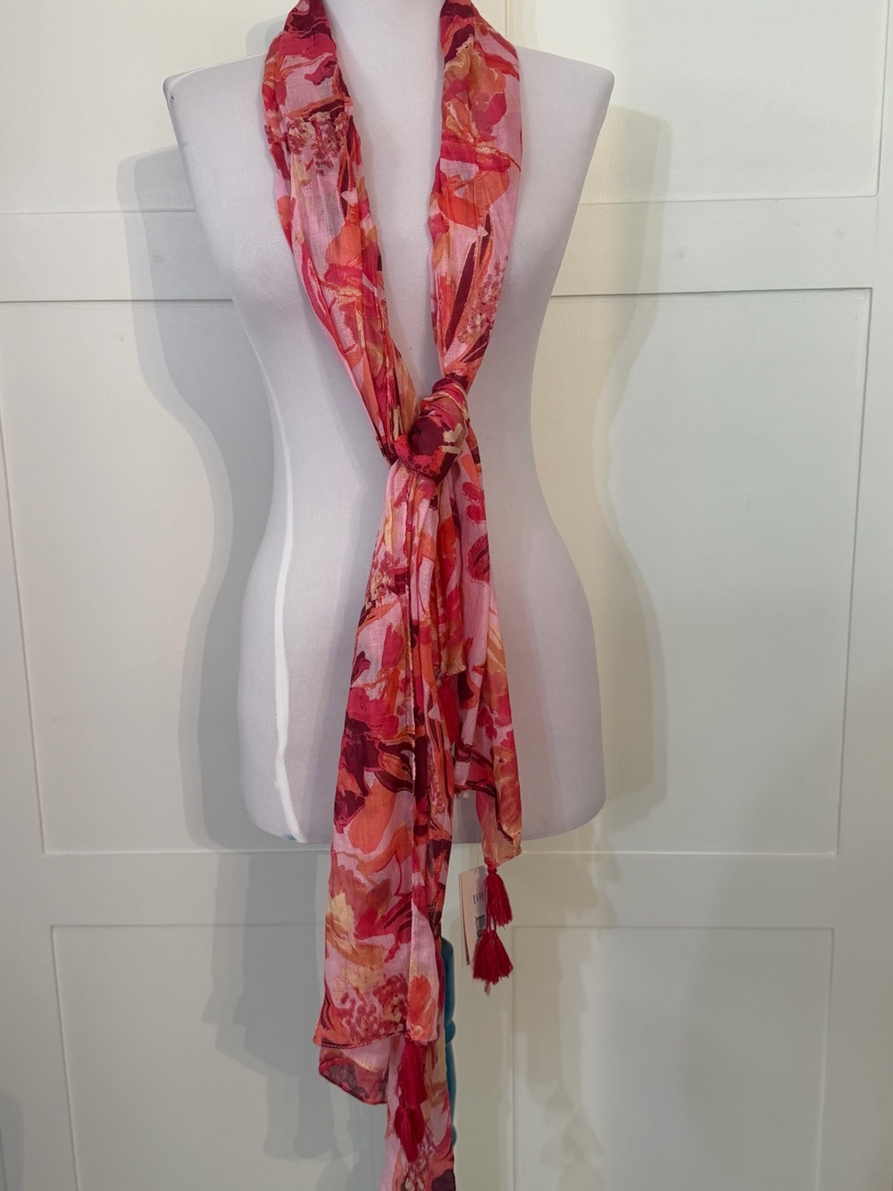 Anne Klein Pink & Coral Floral Tassel Scarf